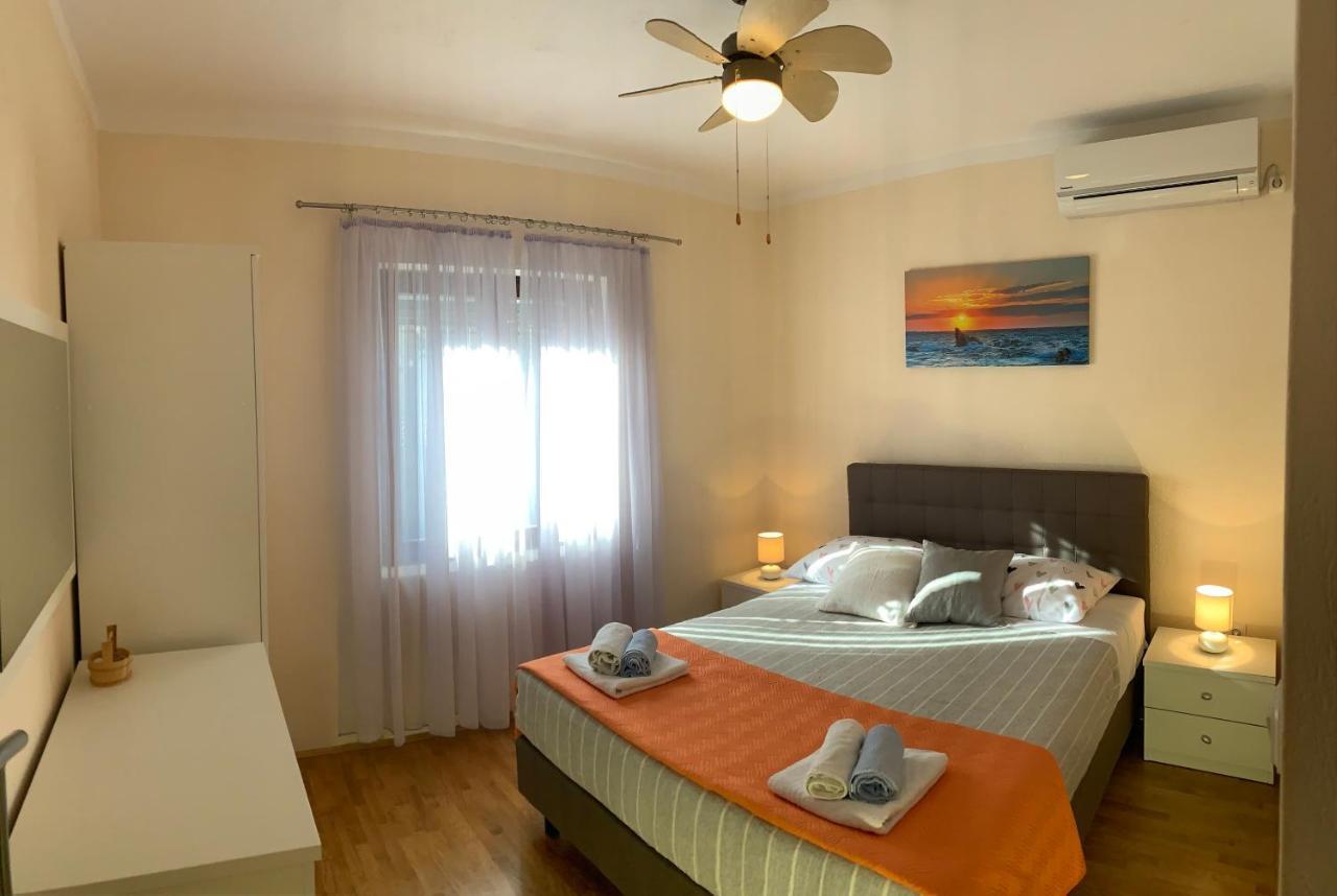 Duplex Apartment With Private Swimming Pool Preko Exterior photo