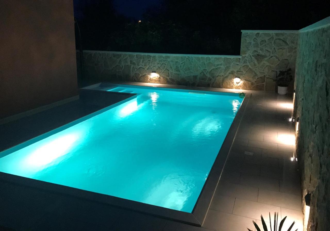 Duplex Apartment With Private Swimming Pool Preko Exterior photo