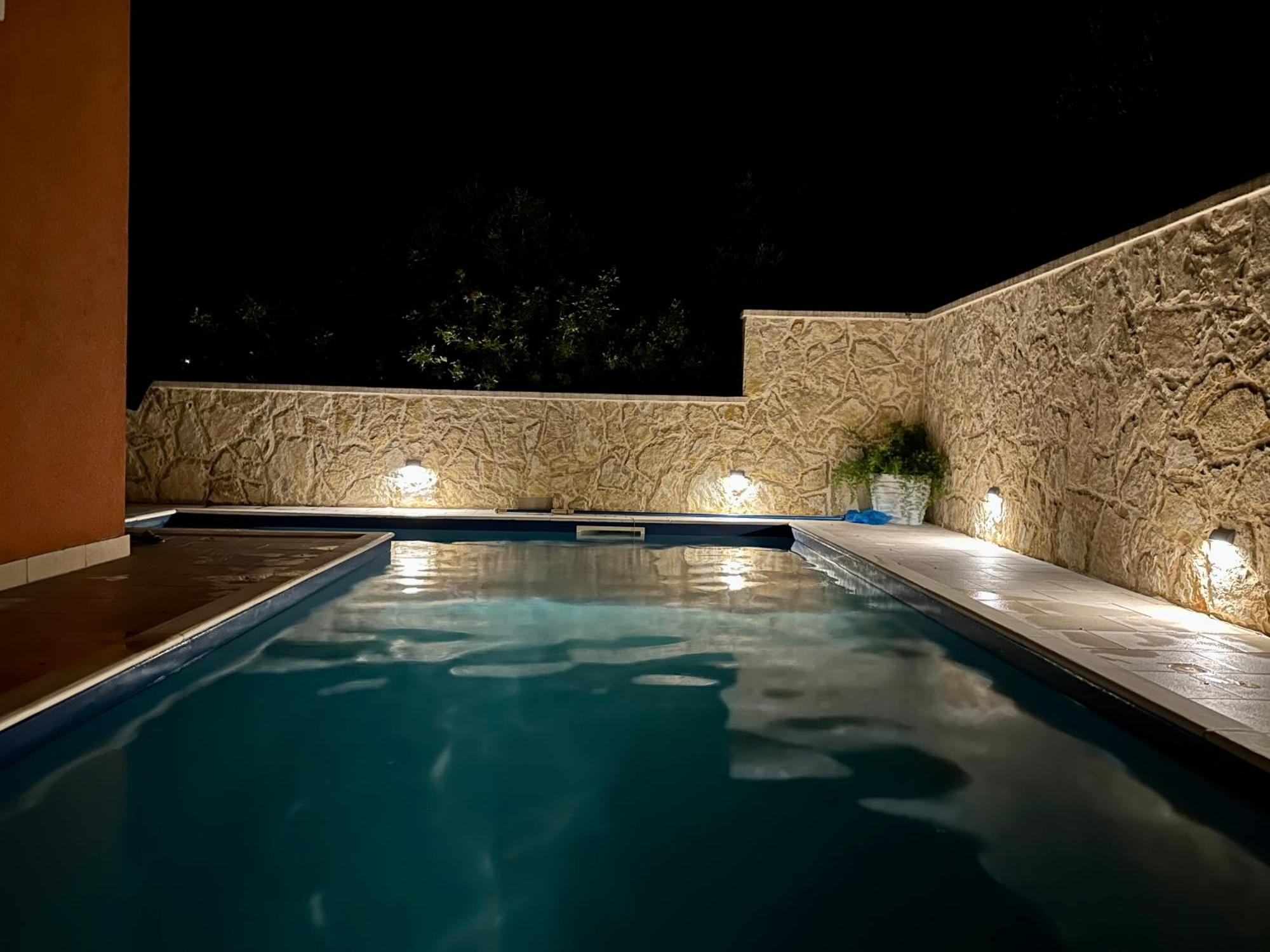 Duplex Apartment With Private Swimming Pool Preko Exterior photo