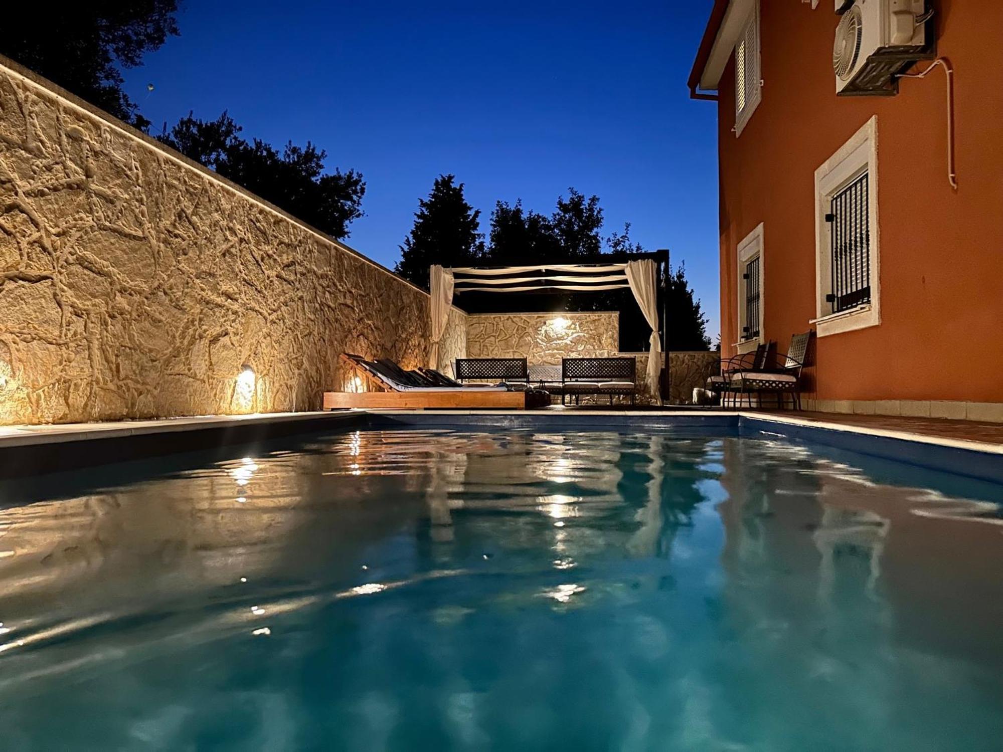 Duplex Apartment With Private Swimming Pool Preko Exterior photo